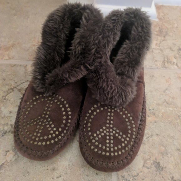 Lucky Brand House Shoes Sabrina 